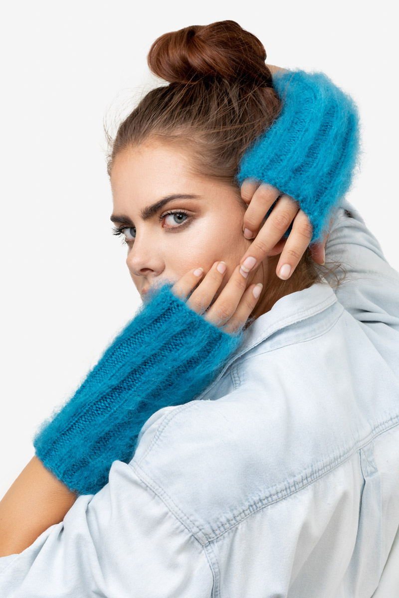 Model-CozyCuffs-Cobalt