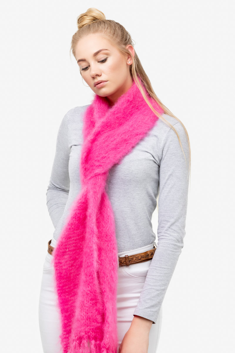 Model-Cuddles-Fuschia