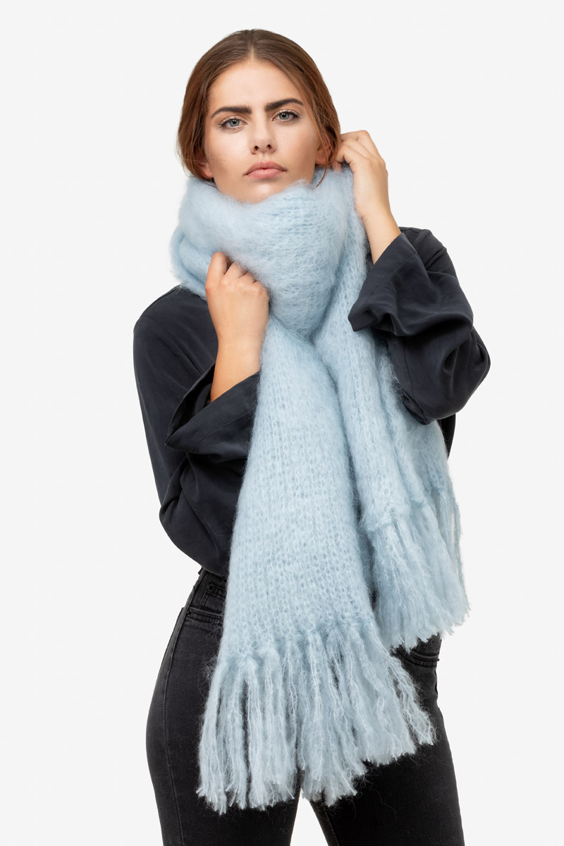 Model-Snuggle-WashedDenim