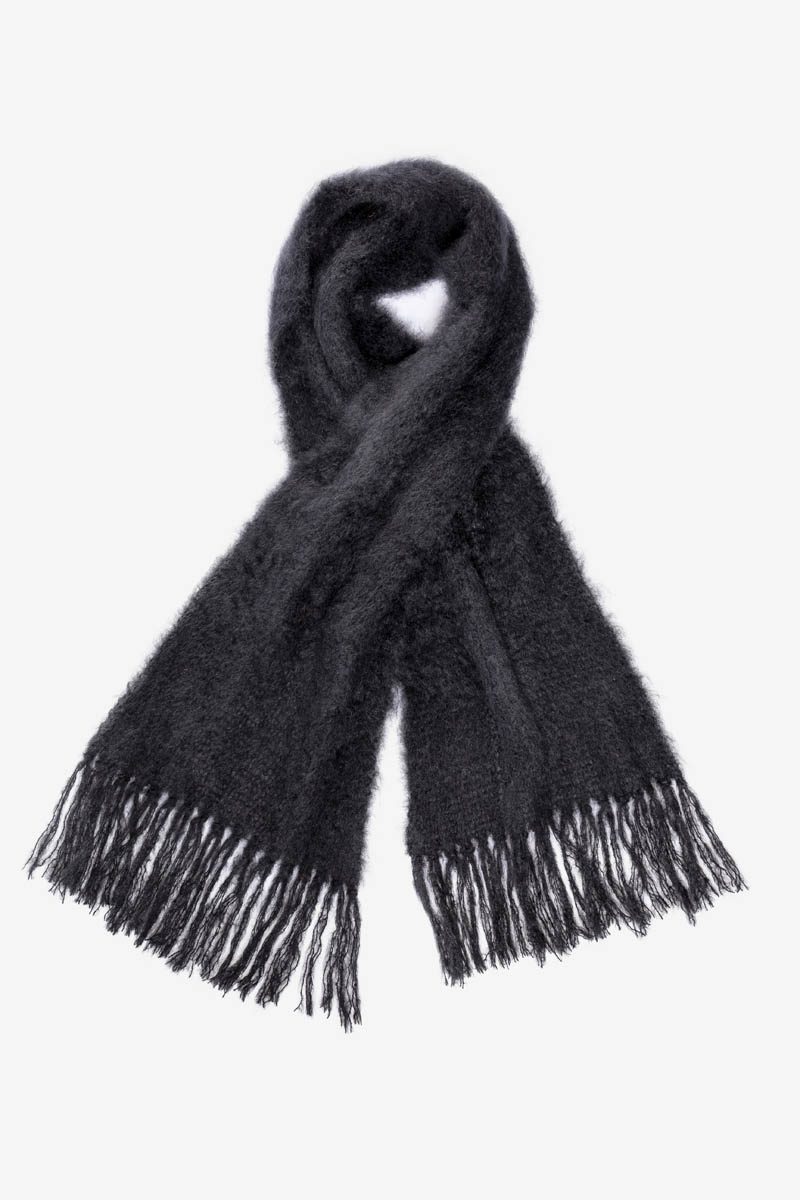 Snuggles-Black